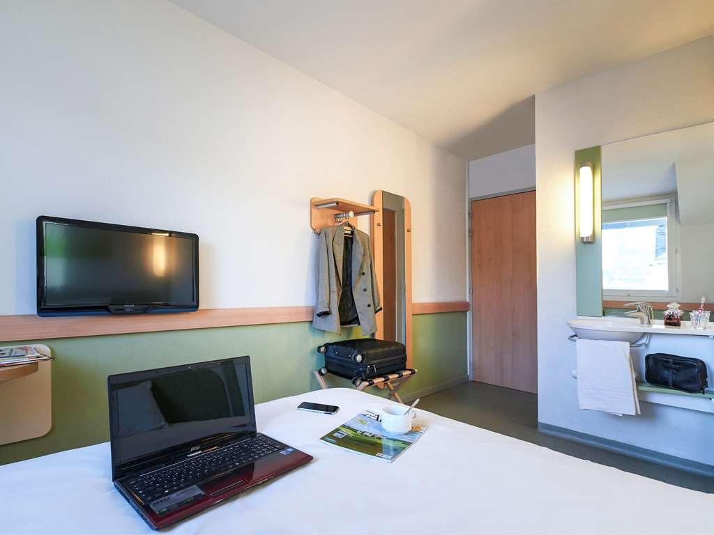 Ibis Budget Cholet Centre Habitación foto